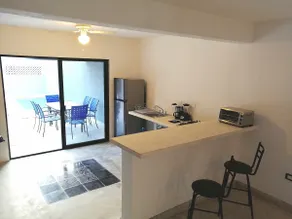 Casa Oom, a house with a pool - Image 2