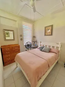 Cozy 1 bedroom cottage w/pool - Image 4