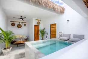 PH w/Private Rooftop Pool · Great location - Image 2