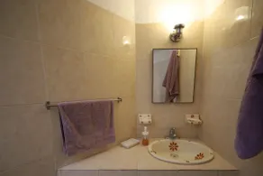 Best place, very safe and centrally located to stay - Image 4