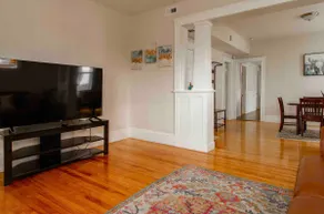 Large 3BR APT w/ enclosed front porch Close to Polar Park, palladium, WPI, DCU  - Image 4