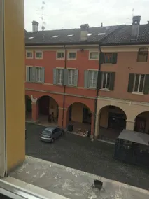 Very central, bright apartment with AC and Wi-Fi - Image 3