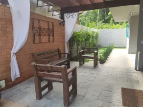 A54 Compact Loft, Ubatuba, 4 Guests, Toninhas Beach - Image 2