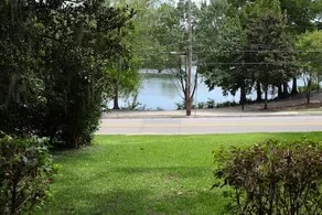 Cottages @ Lake Ella - Bungalow 1bd1b/kitchen - Image 3