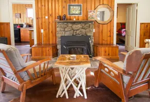 Historic Glen-Isle Resort- Greyledge Cabin - Image 4