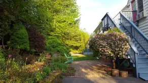 Bright and sunny in-law suite. No cleaning fees - Image 2