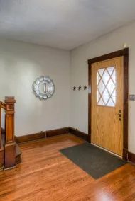 Fabulous Midtown Townhome #1 (Non-smoking) - Image 3