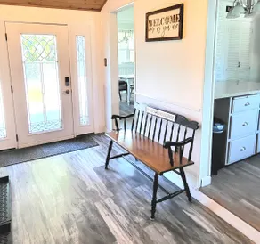 Comfortable Home w/ Direct Access to Trail - Image 3