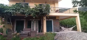 Vineyards Valley House - local accommodation - Image 2