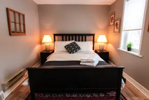 Glebe 1 bdrm-Steps from the Canal & Lansdowne - Image 2