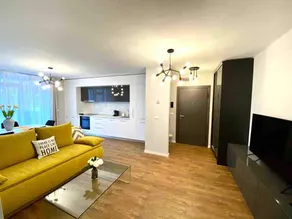 A13 - lovely apartment with parking on premise - Image 2