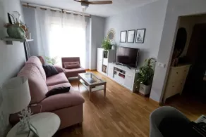 Cozy apartment with a terrace - Image 2
