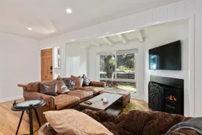 Santa Barbara Beach Home | Spa, Enclosed Big Yard - Image 3