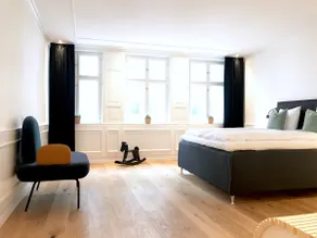 ★168m2 Best Location city LUXURY 5★Prof Cleaning★ - Image 2