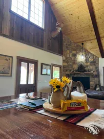 Saddle Ridge Lodge! Only 2 miles from Hermann! - Image 2