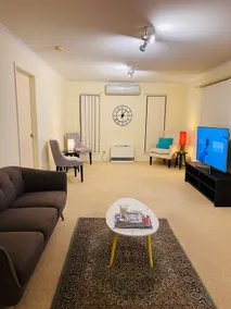 Beachside House - Image 3