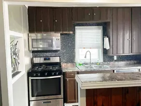 hom4u! Pet friendly, Fenced yard Caverns park23min - Image 5