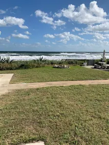 House on the beach - Image 3