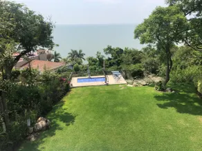 Quiet, cozy and an excellent view - Image 2
