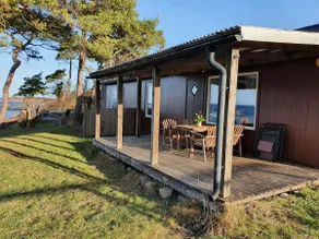 Cabin near the sea, 20 meters from the sea, Brissund. - Image 4