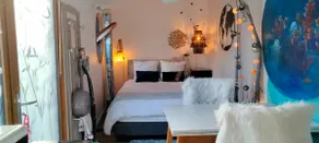Atypical beachfront micro-house - Image 3