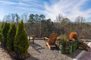 Peaceful Retreat w/ Spa Tub, Fire Pit & Views - Image 5