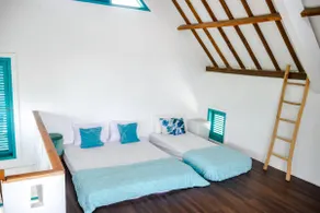 Saung Blugina - Image 2