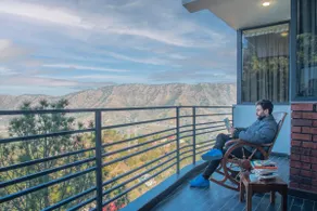 4 Bedrooms Penthouse apartment |Hillcrest| Kasauli - Image 5