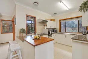 Taranaki Beach House - en face de la plage - Image 2
