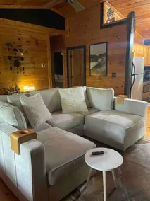 Cherry Log | Stylish & Modern Classic Cabin | Cozy - Image 2