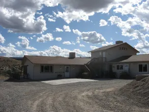 Secluded 6 Bedroom, 5 Bath with Views, Pool Table - Image 2