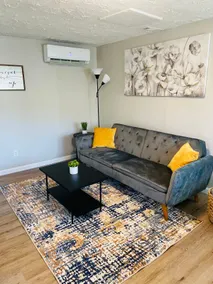 Secret Hideaway-10min to d’town Chatt, Cozy, Modern & Quiet, Perfect for Teleworkers/Healthcare, 1K1Q+Futon - Image 4