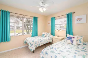 ☀️Sleeps 14 in 2 side-by-side apartments! - Image 3