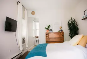 Charming Bright Studio, 2.5 Blocks To The Beach - Image 2