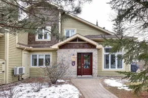 Lovely 3-Bedroom Tremblant Home Ski/Golf/Bike - Image 2