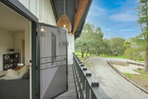 Country Living -Minutes From Downtown Walnut Creek - Image 3
