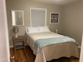 Cozy and cheerful NNU Home - Image 2