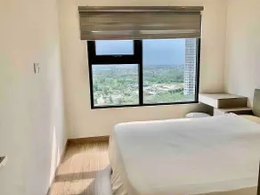 Vinhomes 1BR Apartment With River View - Image 5