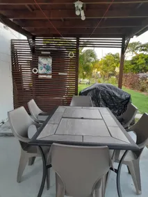 Modern apartment near beach, shops & Oistins. - Image 4