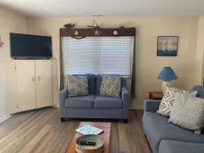 Tenn-A-Sea Sun West 2 BR steps from the beach! - Image 2