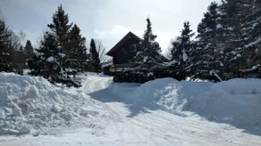 Indianhead Log Home by Ski Resort - Image 2