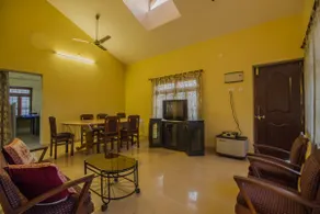 Belleville Guesthouse - Image 2