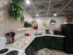Newly rehabbed Movie theme 3 bedroom unit! - Image 2