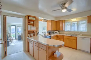 The Garden House 3BR/2BA minutes from UIUC&Stadium - Image 5