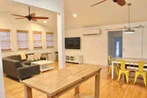 Charming Sunset Beach House *AC/ Steps 2 Beach* - Image 5