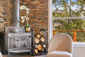 *Mountain View in Highly desired Russian River Estate - Image 5