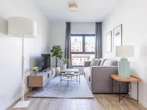 GYA - Spacious & Elegant in Salamanca Neighborhood - Image 4