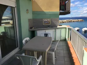 Hus på havnen i Vallon des Auffes - Image 2
