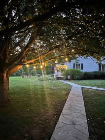 Cozy Farm Cottage - Image 5