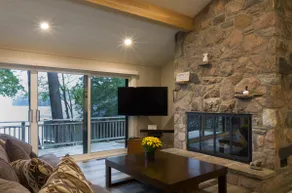 Olga's Bay Lake House - Image 4
